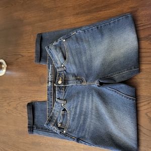 Gap Coupe Boyfriend Jeans